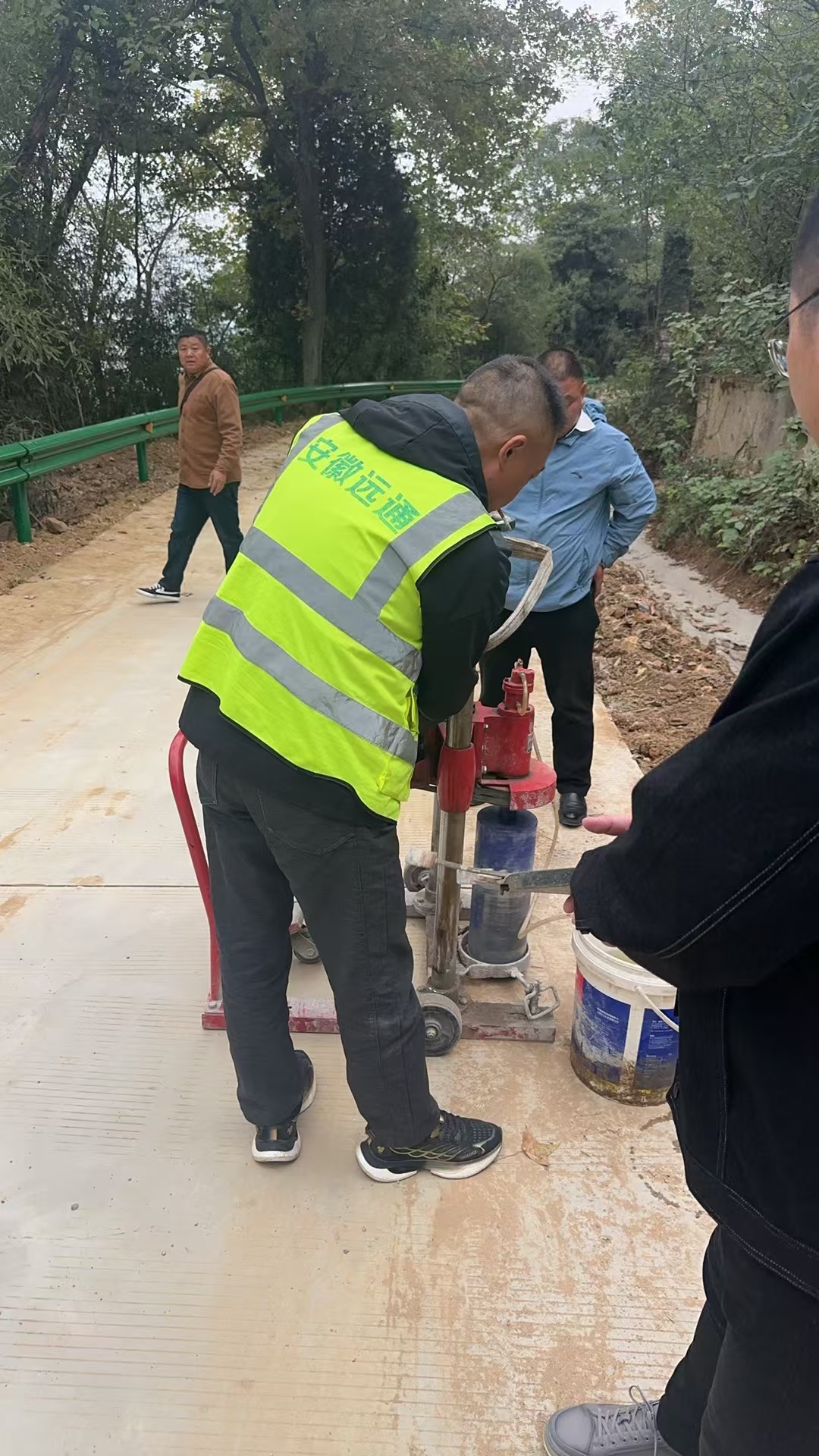 宜秀區(qū)羅嶺鎮(zhèn)石潭路路面檢測(cè)